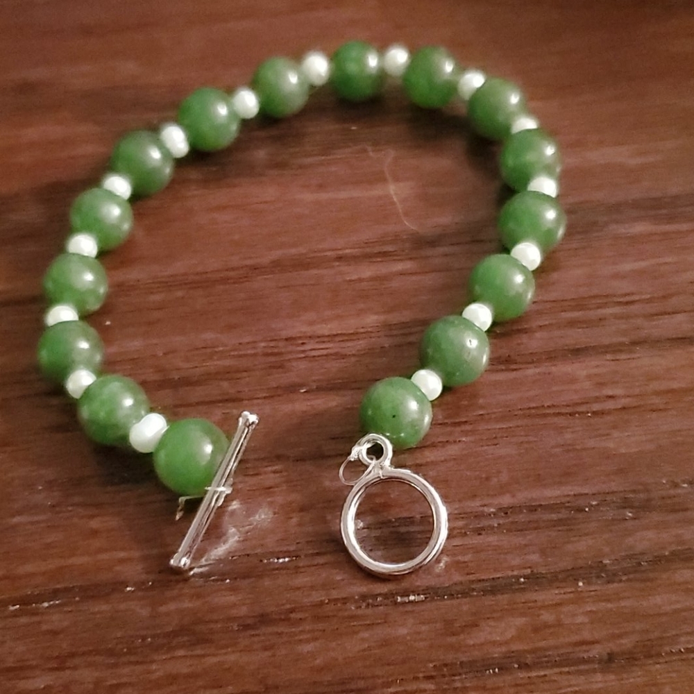 PEARLS AND JADE BRACELET